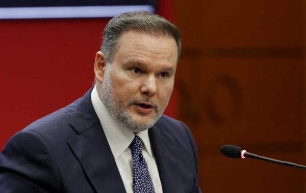 si ministër i