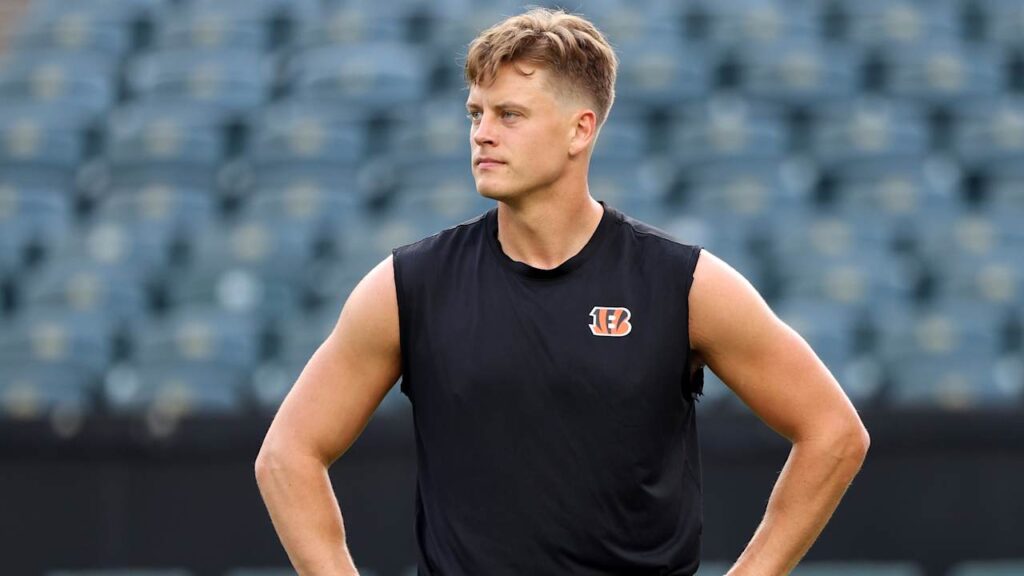 Një quarterback i Bengals  Joe Burrow  ka dhimbje shpine por pritet të luajë në Javën 2 kundër Texans