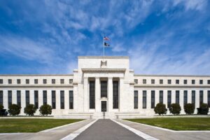 Ndërtesa Eccles, selia e Rezervës Federale në Uashington. Foto: Federal Reserve / Wikimedia Commons (domain publik)