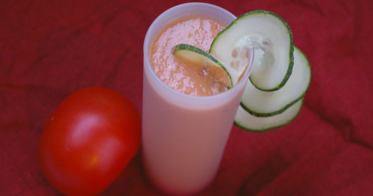 Gazpacho andaluz — supa e ftohtë spanjolle me domate