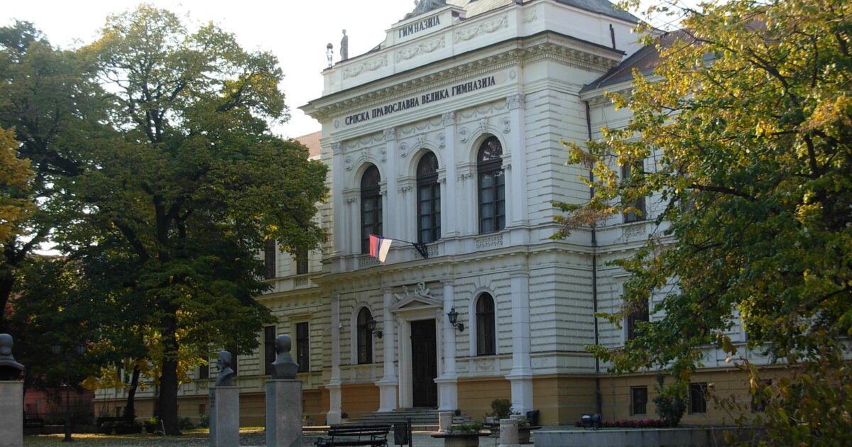Ndërtesa e Gjimnazit 'Jovan Jovanović Zmaj' në Novi Sad