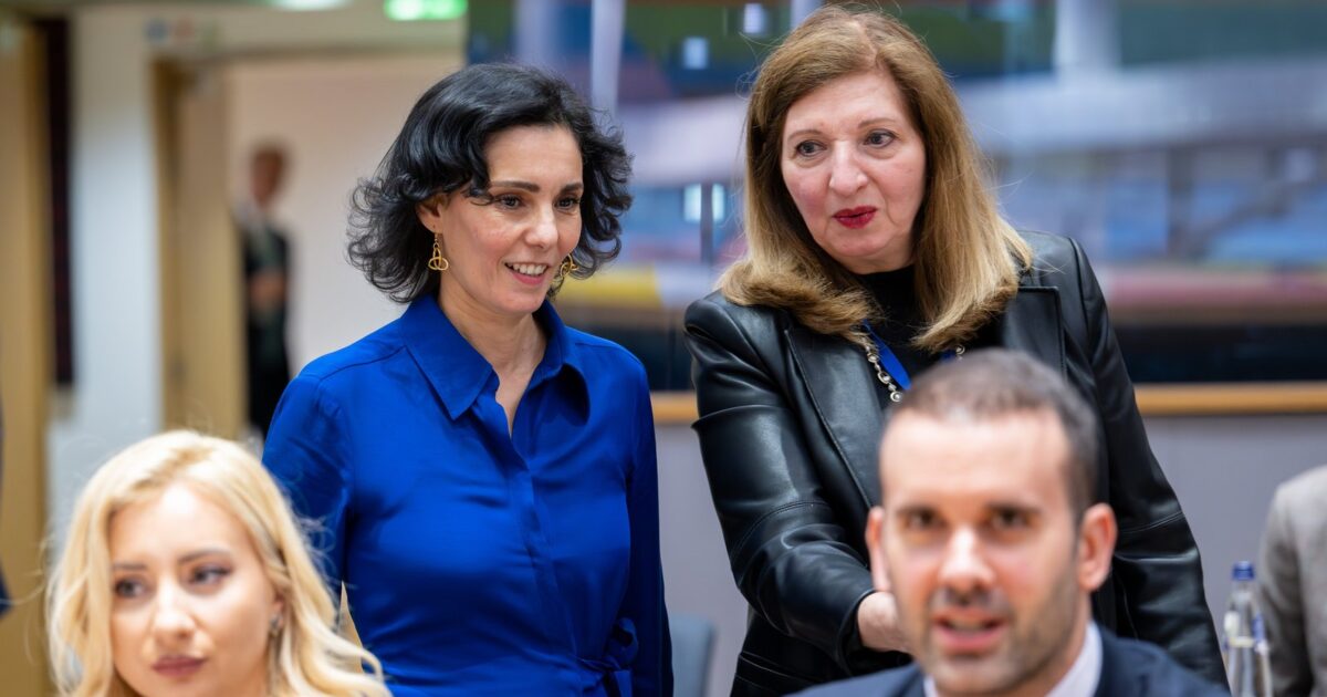 Delegacioni malazez në një konferencë të BE-së