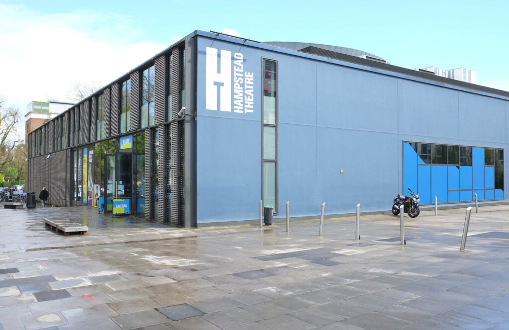 «Dogstar»  drama e re e Daisy Hall it debuton botërisht në Hampstead Theatre — u shpall kasti i plotë