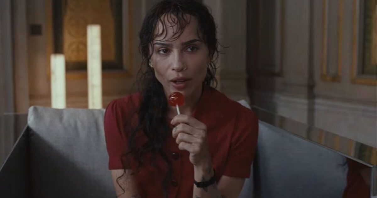 Zoë Kravitz në trailer-in e ri të 'How to Rob a Bank'.