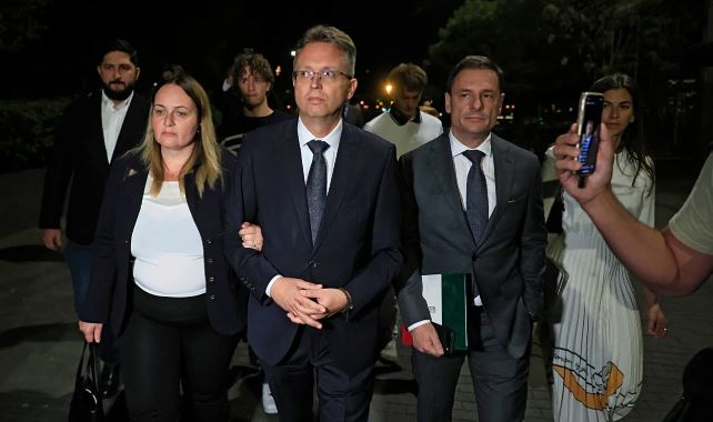 Operacioni  Spastrimi   arrestime në nivelet e larta në Hungari