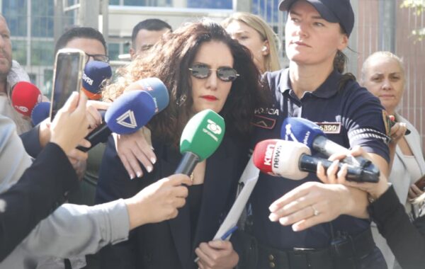 Vlora Hyseni na tha tё gjithёve: “Nuk kam ndёr mend ta dorёzoj kokёn nё sini tё ergjёndtё”