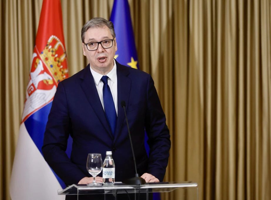 SERBI   Presidenti Vuçiç jep dorëheqjen