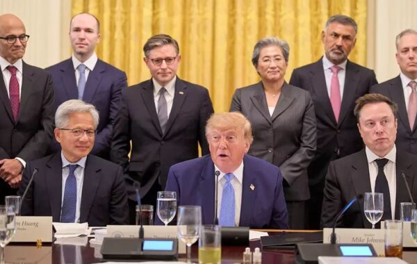 SHBA – Trump mbështet vetërregullimin e