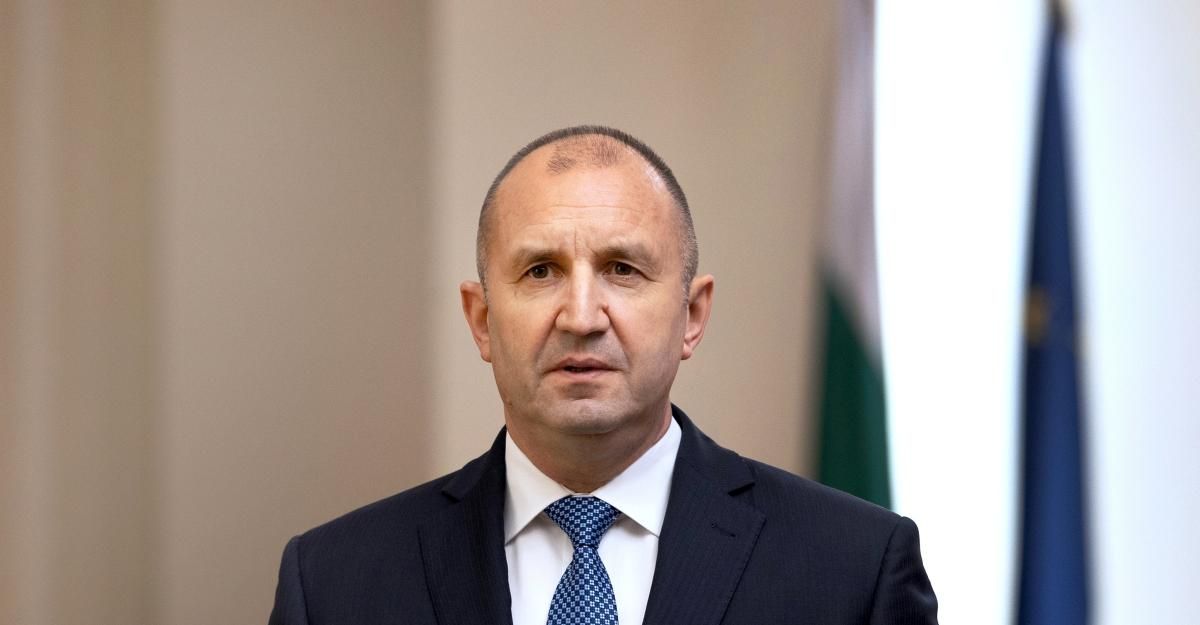 me Rusinë për t’i dhënë