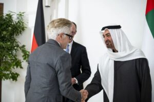– Emiratet e Bashkuara Arabe