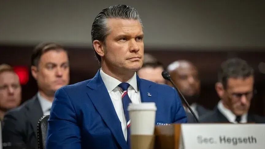 shkarkimin e Hegseth