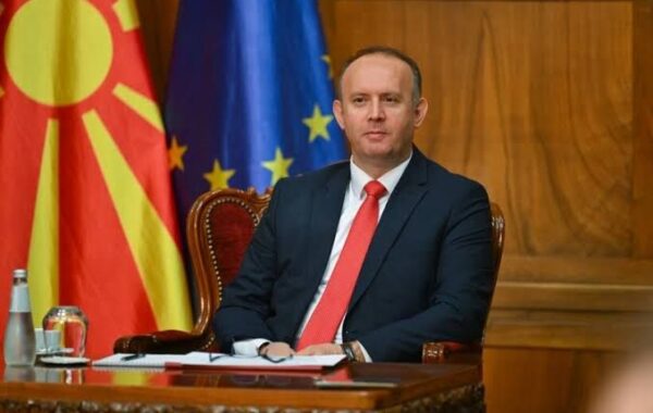 mbeten çlirimtarë të Kosovës