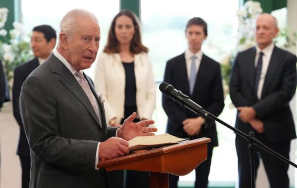 bie në duart e gabuara