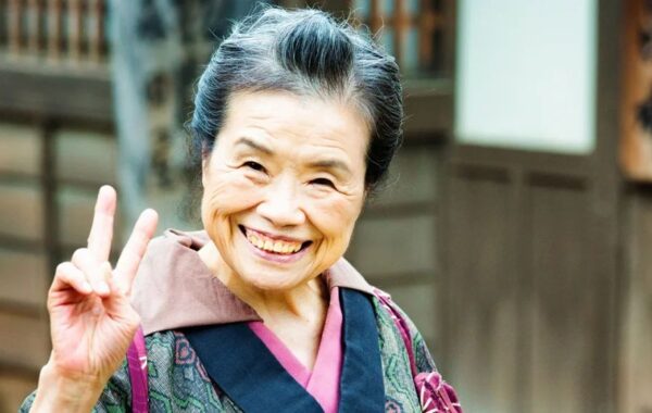 Japonia thyen rekordin, mbi 107 mijë