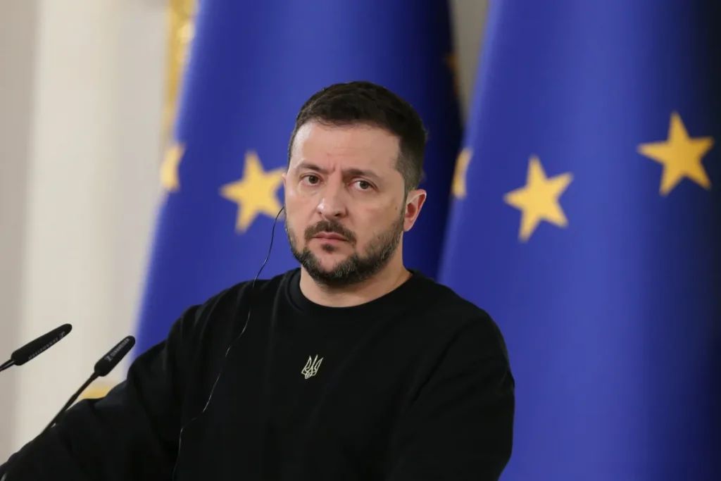 UKRAINÈ  Zelensky organizon pèr herè tè pare samitin e vendeve té Karpateve C8 