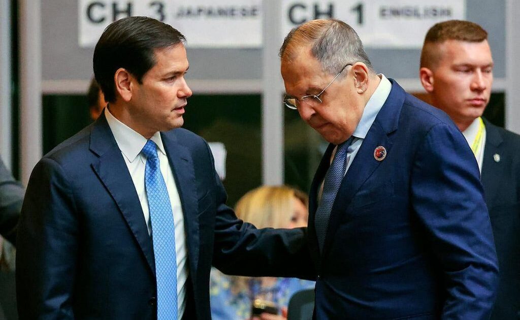 Lavrov planifikon të takohet me
