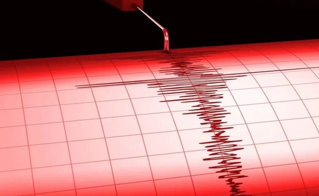 Tërmet me magnitudë 5,4 ballë