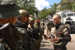 Trupa çeçene që luftojnë në anën ruse në Donbas, qershor 2022