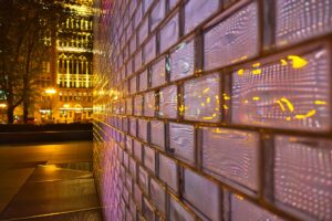 Crown Fountain i Jaume Plensa-së në Millennium Park të Çikagos