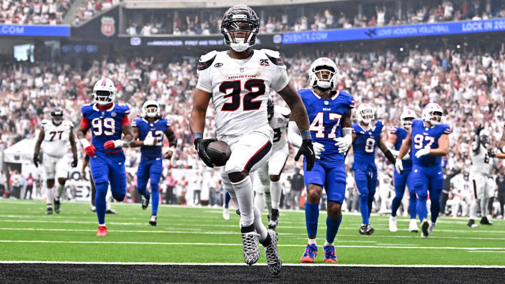 David Montgomery  Nuk jam i kënaqur me debutimin me tri TD te Texans  do të përmirësohem