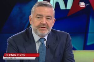 Tradhti kombëtare
