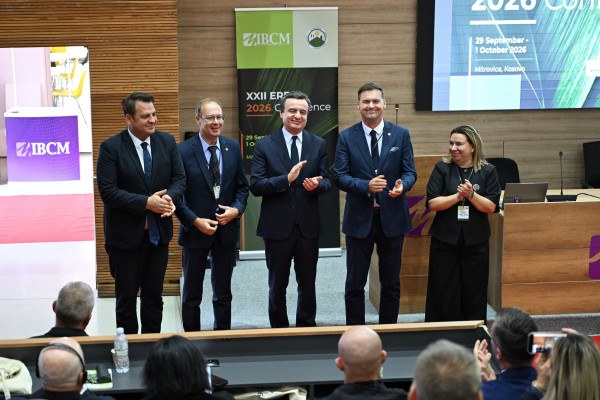 Kryeministri Albin Kurti në konferencën e Rrjetit Evropian për Zhvillimin Rural në Mitrovicë