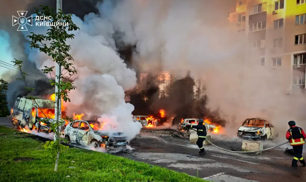 Rusia zgjeron sulmet ndaj qyteteve ukrainase edhe në mes të ditës