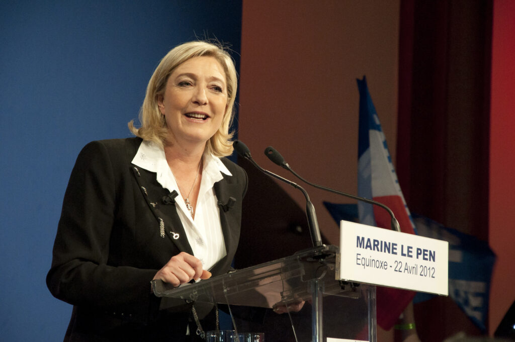 Le Pen dënon Rusinë për konfiskimin e aseteve të Nestlé s dhe Auchan it   Akt armiqësor  ndaj Evropës