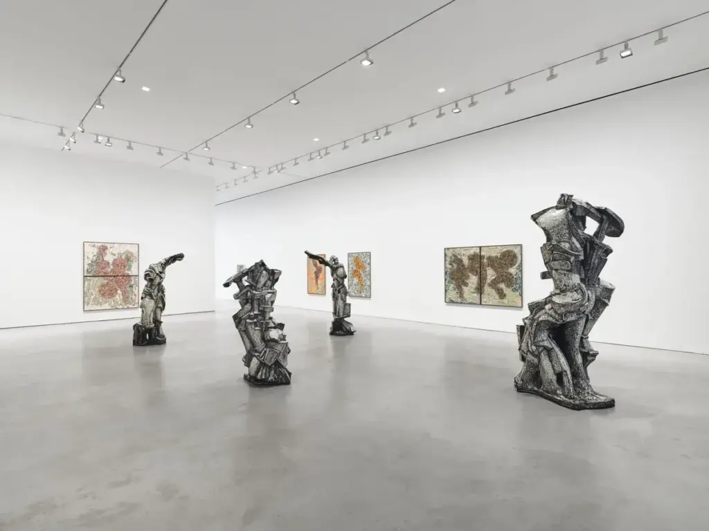«Anatomia e çdo perëndimi»  Lee Bul në Hauser   Wirth — zepelini gjigant që rrëfen cenueshmërinë e teknologjisë