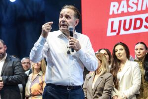 Rasim Ljajić në tubimin parazgjedhor në sallën Pendik në Novi Pazar