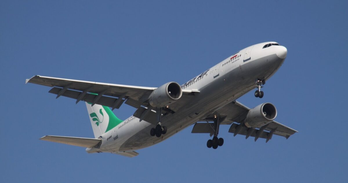 Avion Airbus A300 i linjës iraniane Mahan Air