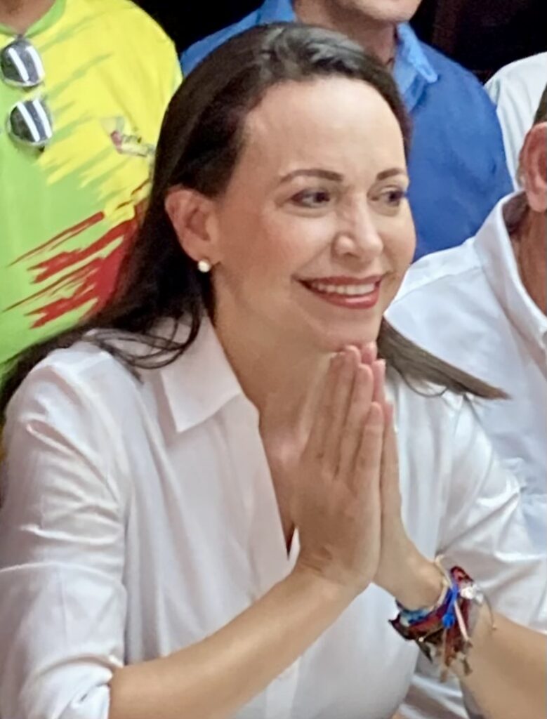Machado dështon tri herë të kthehet në Venezuelë  ndërsa Rodriguez takohet me Trump in në Nju Jork