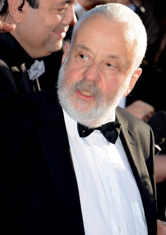 «Tender Loving Care» i Mike Leigh fiton Guaskën e Artë në San Sebastián — juria nderon  filmin e fundit  të regjisorit 83 vjeçar