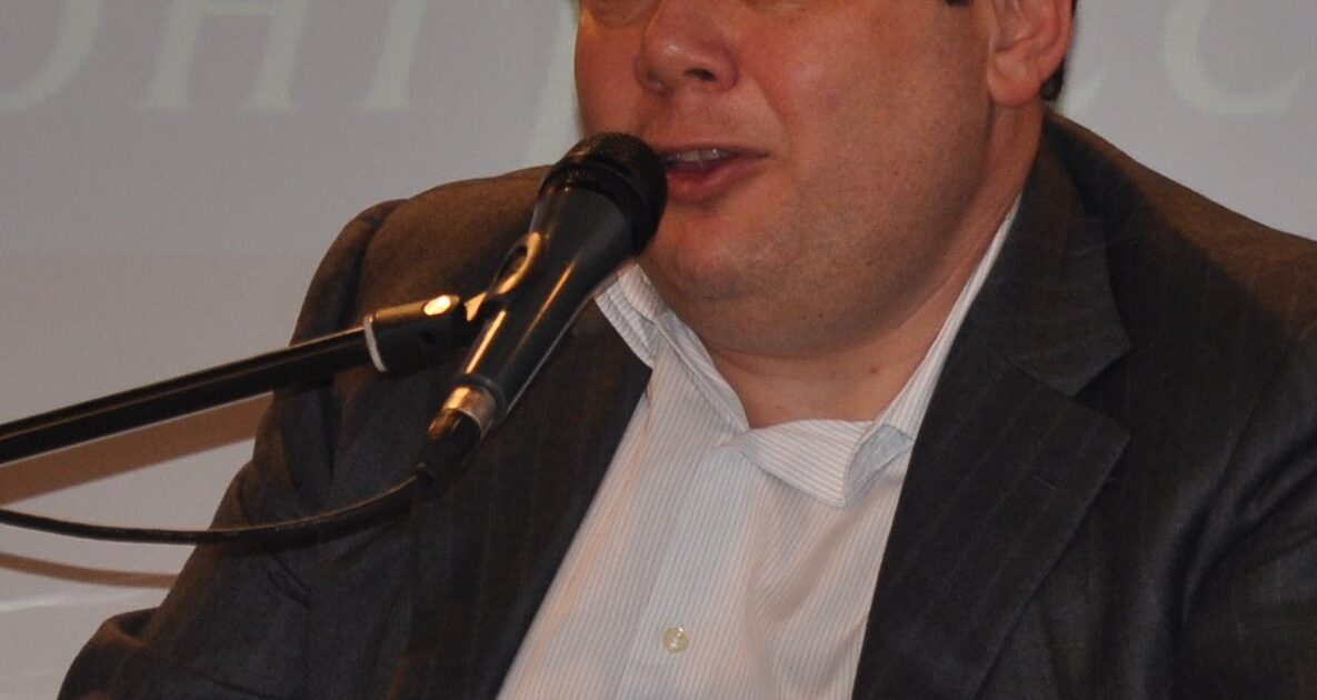 Mikhail Fridman, bashkëthemelues i konglomeratit rus Alfa-Group