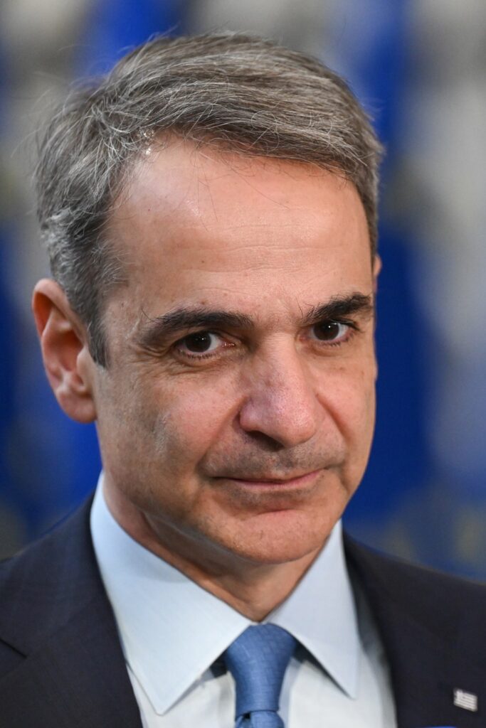 Mitsotakis njofton të hënën ndihmë të re për konsumatorët kundër shtrenjtimit të energjisë nga konflikti me Iranin