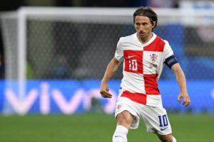 Modric do të vazhdojë aventurën