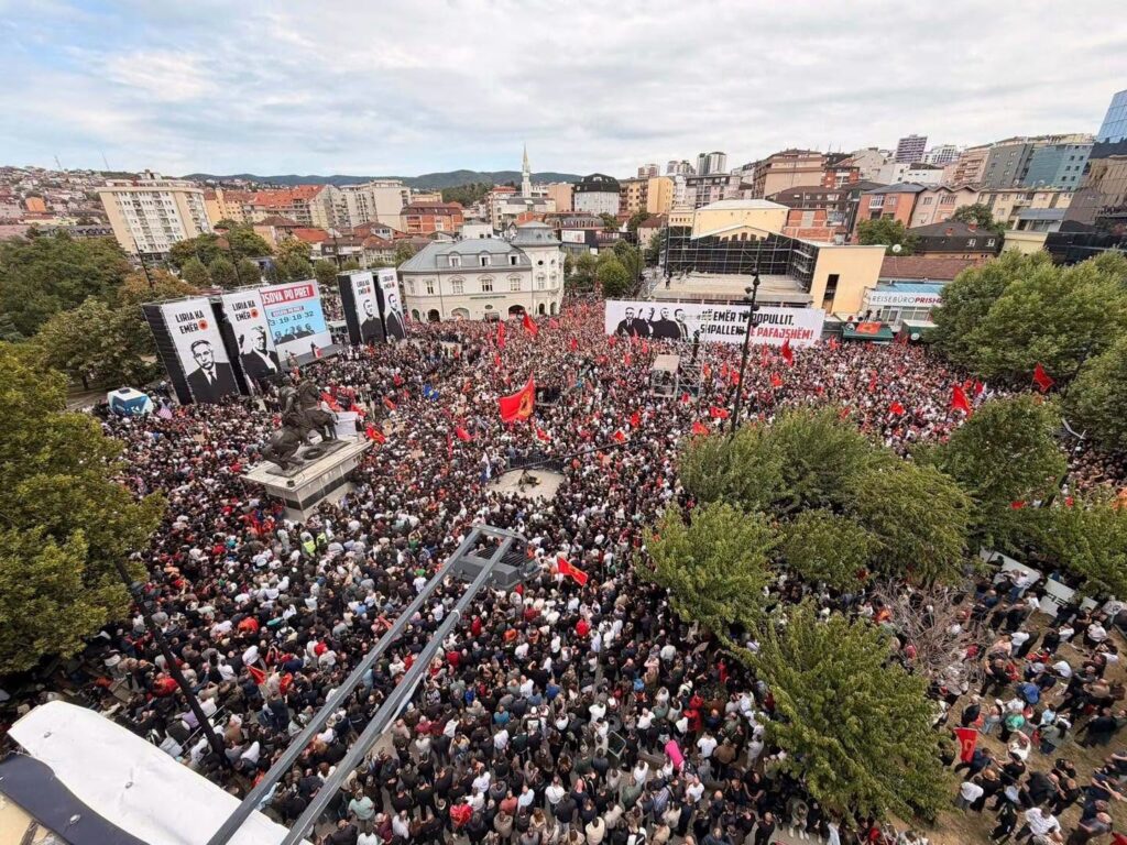 OVL e UÇK së vendos  Protesta të premten në të gjithë Kosovën  në ora 17 00
