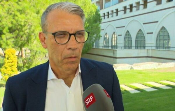u diskutua
