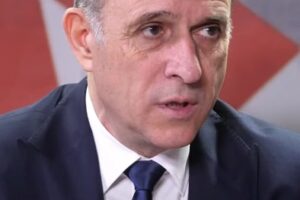 Zdravko Ponoš, kryetari i partisë 'Srbija centar'