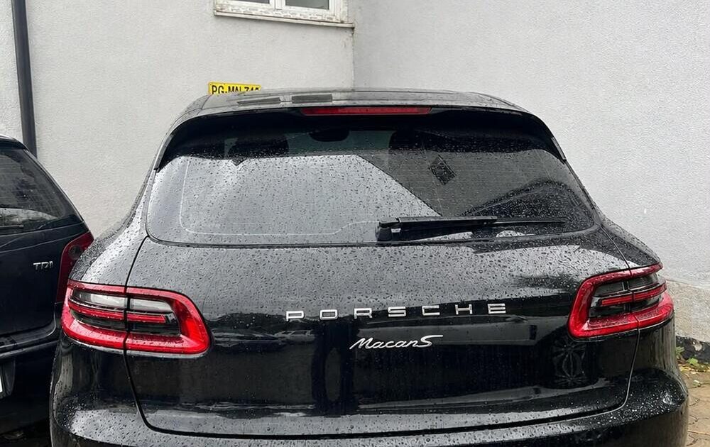 Armatimi dhe municioni i sekuestruar gjatë bastisjeve në veri të Malit të Zi
