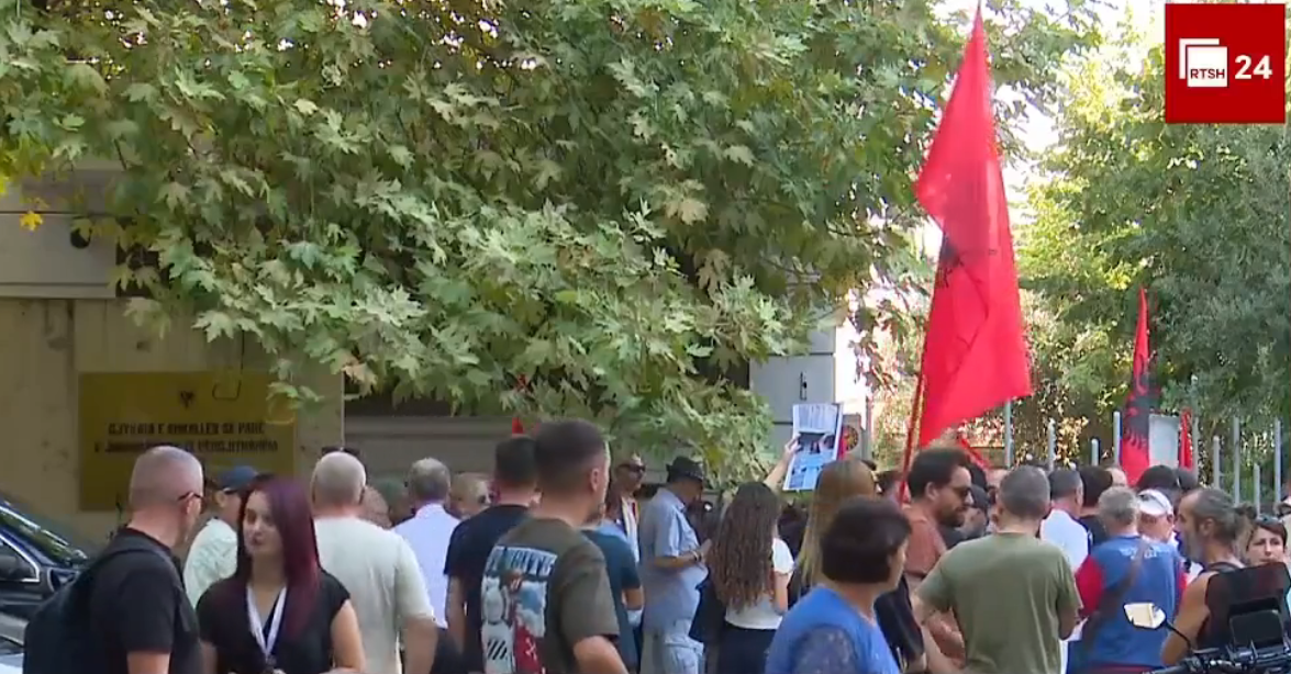 14 protestuesit e arrestuar