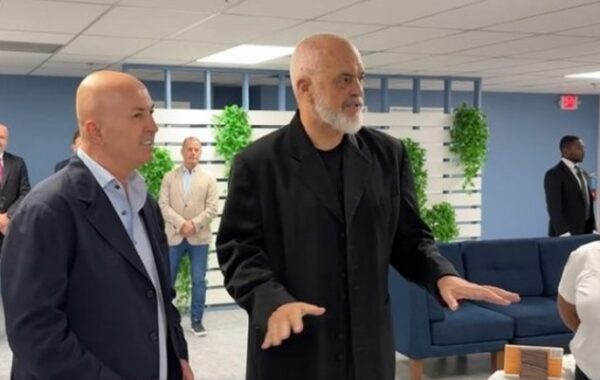 Histori suksesi