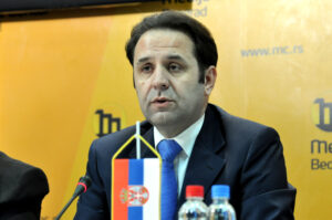 RIK shpall listën  Rasim Ljajiç   Ljudski  SDP   CDP    250 emra  numri 4 në fletëvotim