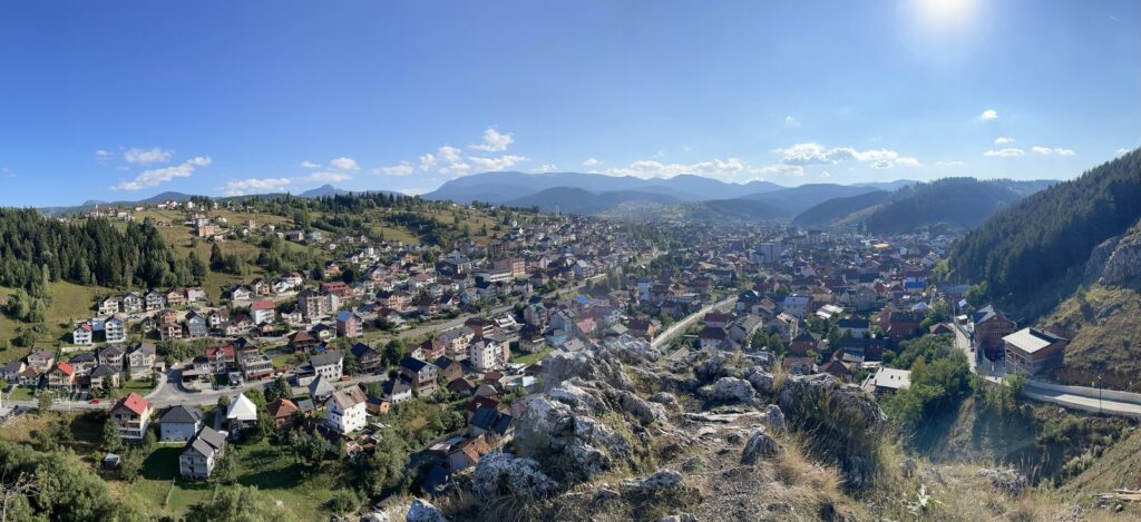 Rozhajë  Këshilltarët e Partisë Boshnjake kundër kryetarit të tyre të komunës
