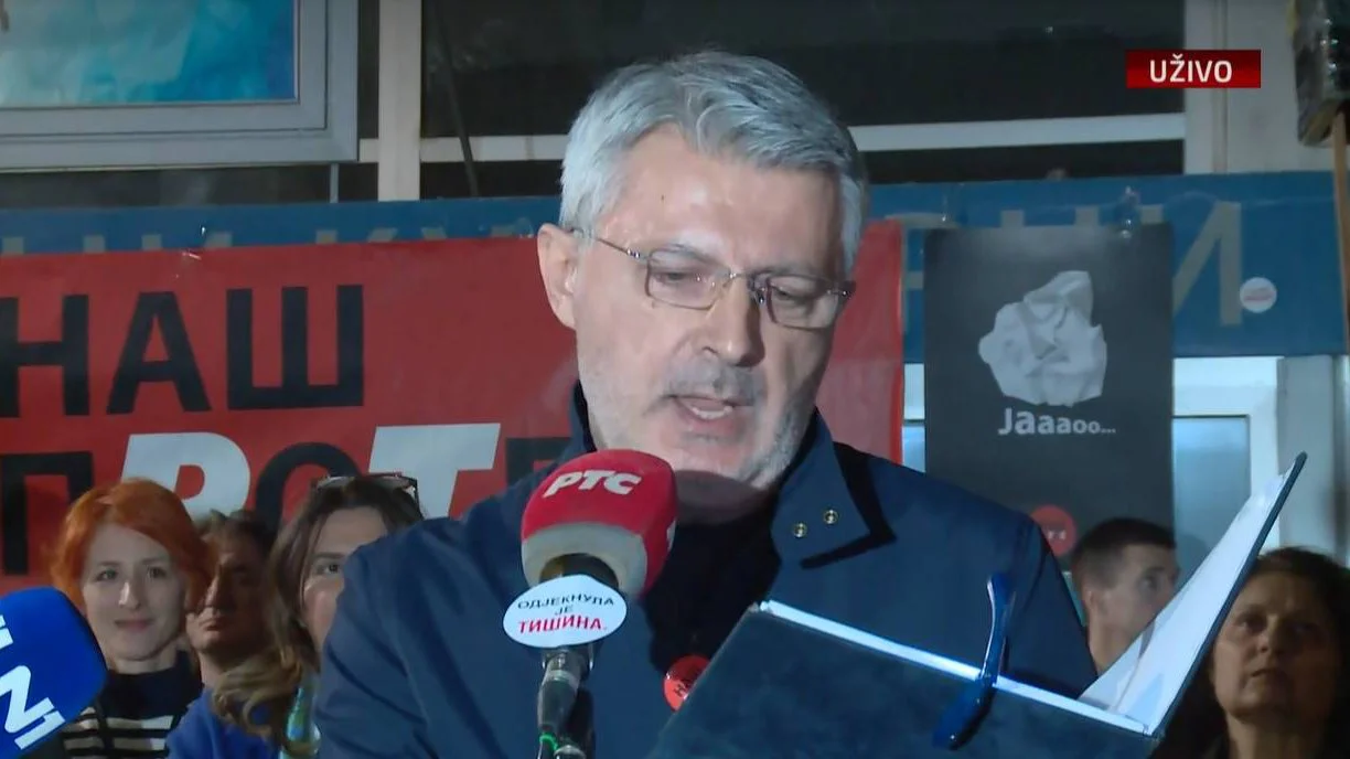 Dragan Vučelić, prezantuesi dhe folësi i Ditarit Kulturor në RTS