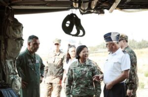  Gati për mision   Trajnim dhe stërvitje e përbashkët e forcat shqiptare dhe amerikane  Aktivitet në Bazën Ajrore të