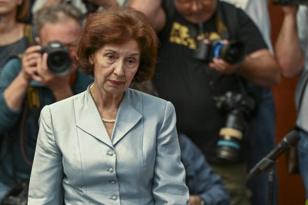 Siljanovska Davkova nis vizitën e punës në Austri  merr pjesë në Samitin Europian të Salcburgut