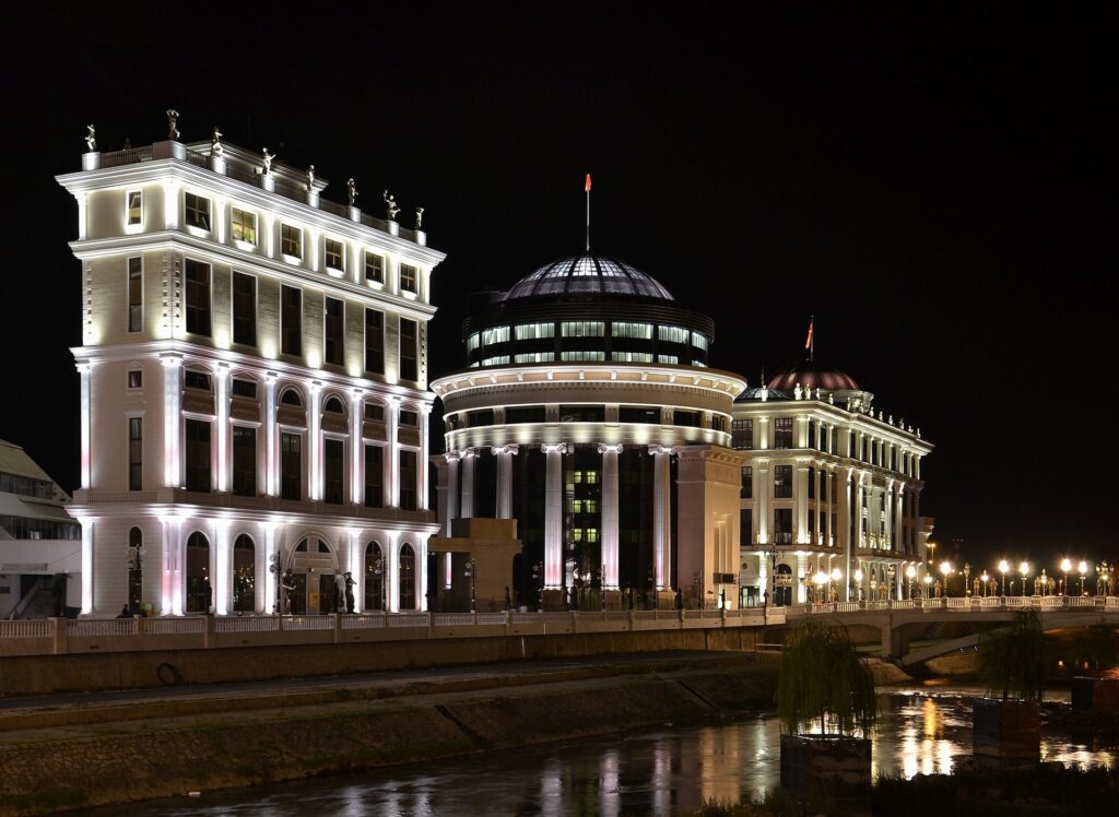Qindra besimtarë në liturgji lutjesh në Shkup  në prag të festës së Mala Bogorodica