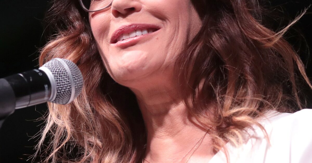Teri Hatcher