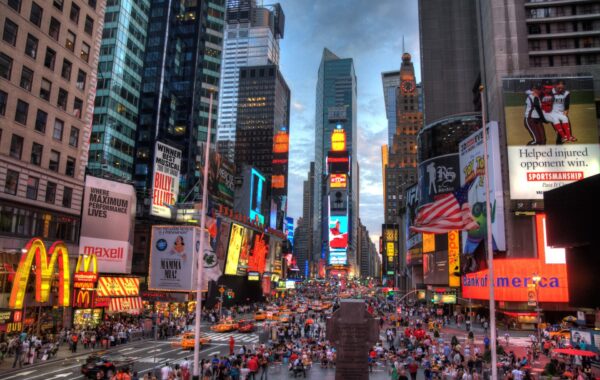 Times Square, New York — vendi i Broadway Flea Market & Grand Auction